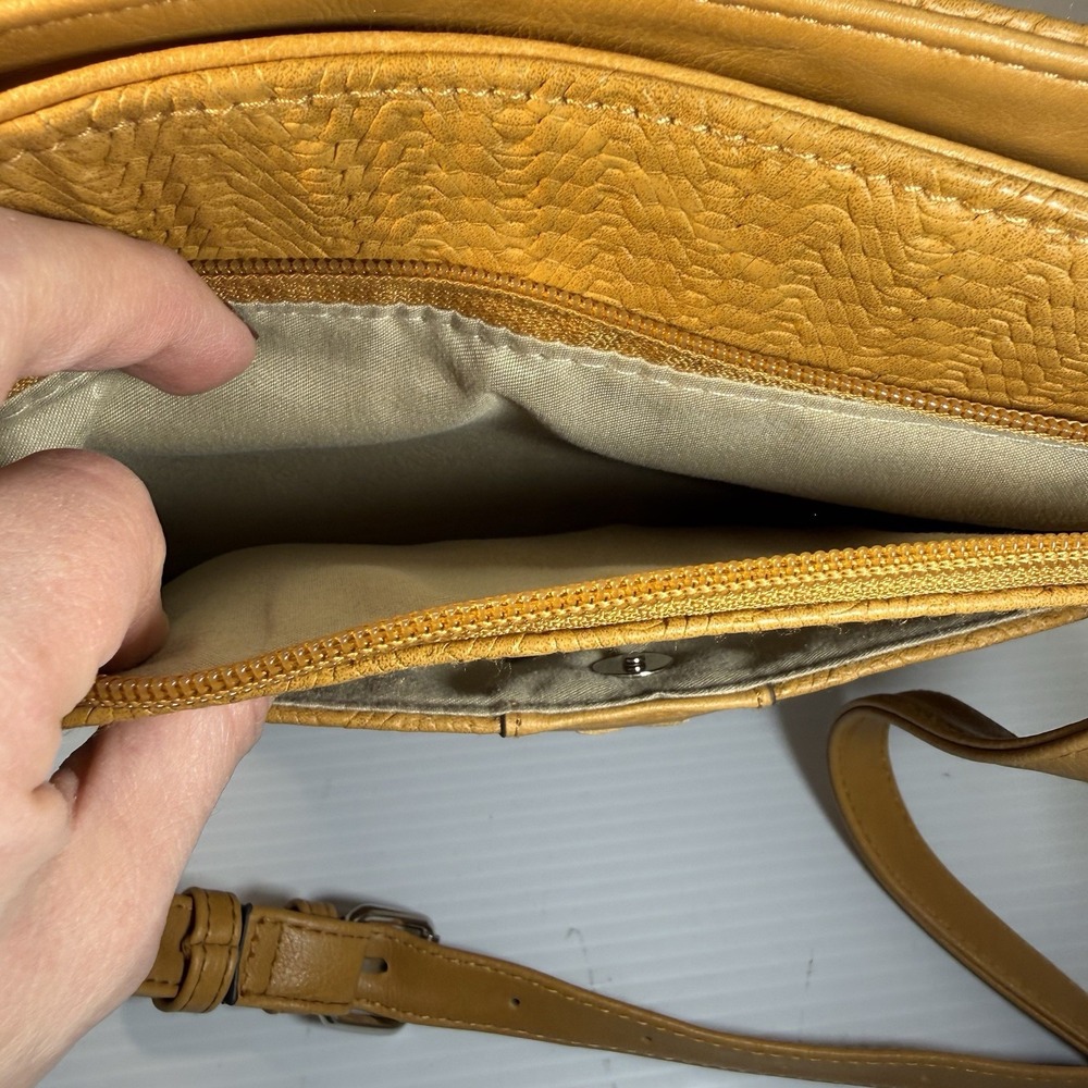 Rosetti Tan Shoulder Bag Faux Leather Zip Compartments Everyday Hobo Purse - Picture 6 of 14